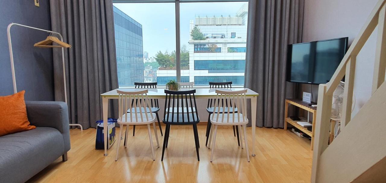 Jsm Studio Hongdae Seoul Exterior photo